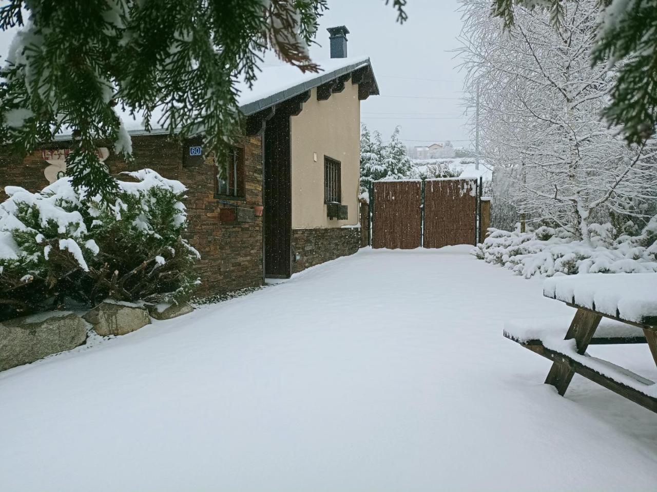 Lyshytta Villa Saint-Pierre-dels-Forcats Buitenkant foto